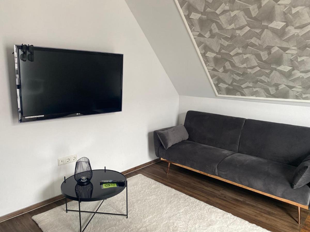 Gemutliches, Stadtnahes 2-Zimmer Apartment Mit Netflix Bielefeld Exteriér fotografie